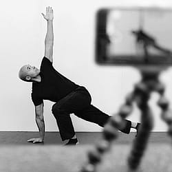 Online personal trainer -etävalmennus sopii hyvin kotitreeniin tai jos asut pääkaupunkiseudun ulkopuolella.